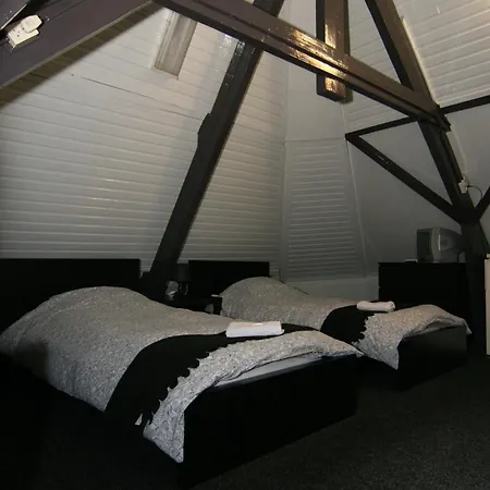 Budgethotel De Zwaan-2