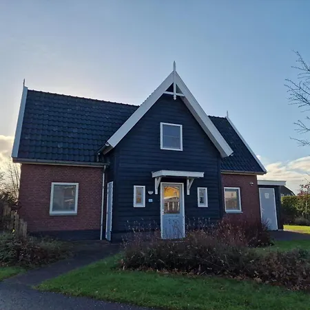 Waterresort Bodelaeke Giethoorn-3