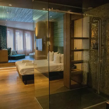 Manzo'S Suites-2