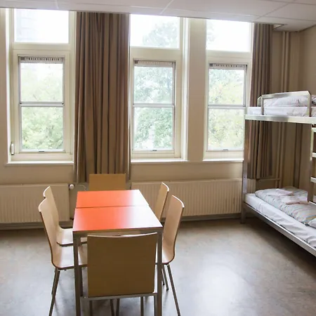 Stayokay Hostel Den Haag-3