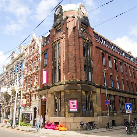Hostel Room Rotterdam-2