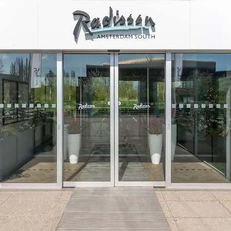 Radisson Hotel & Suites Amsterdam South-3