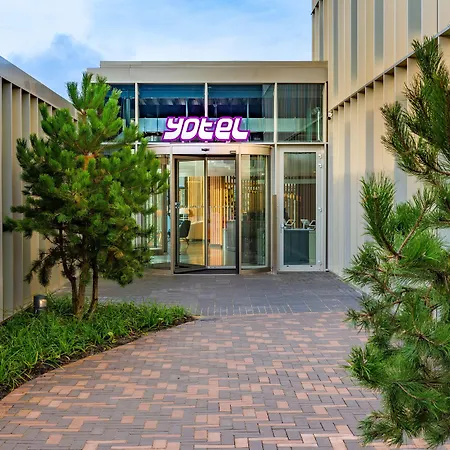 YOTEL Amsterdam-3