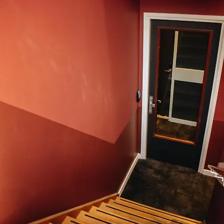 King Kong Hostel-2