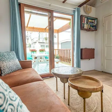 Casa Karen - Houseboat Studio With Private Terrace-3