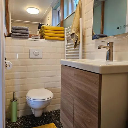 Lovely Holiday House In Durgerdam-2