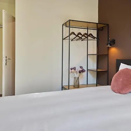 Quentin England Hotel-2
