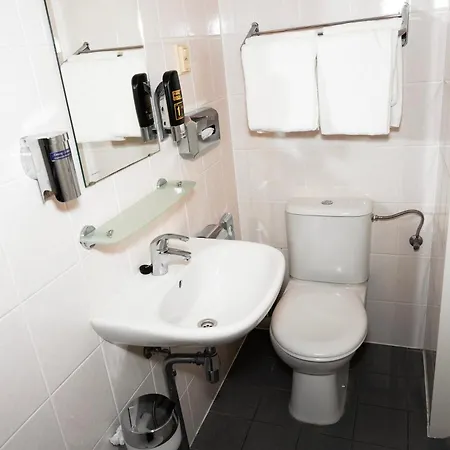 Amsterdam Teleport Hotel - Free Parking-2
