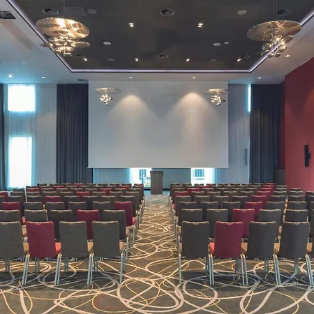 Leonardo Royal Hotel Amsterdam-2