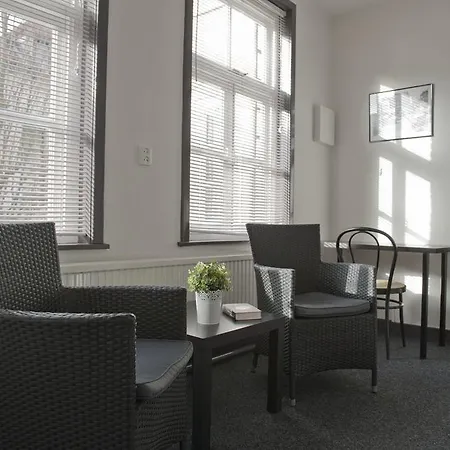Budgethotel De Zwaan-3