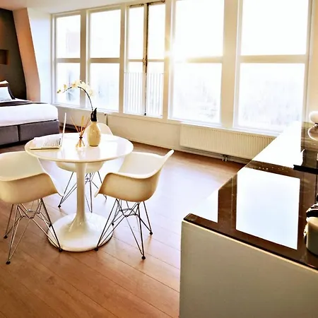 Ams Suites-2