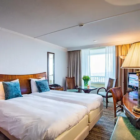 Beach Hotel Noordwijk-3