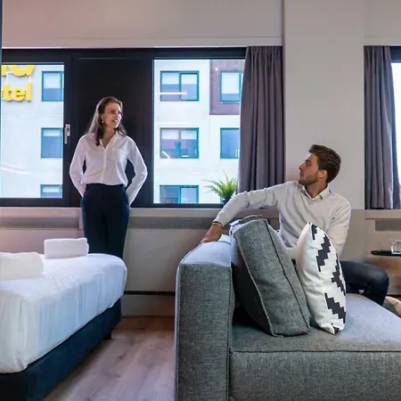 Via Suites-3