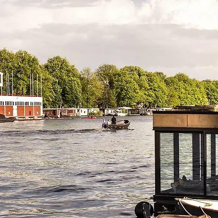 Houseboat Amsterdam - Room With A View-2