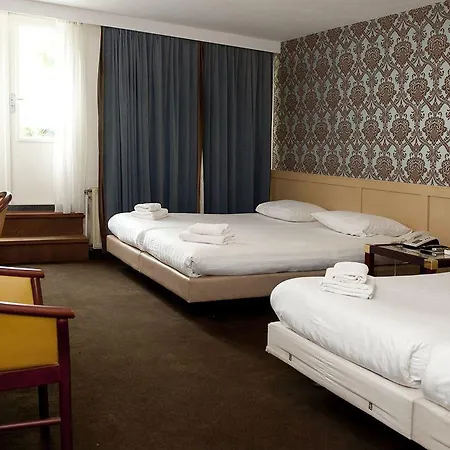 Hotel 74-3