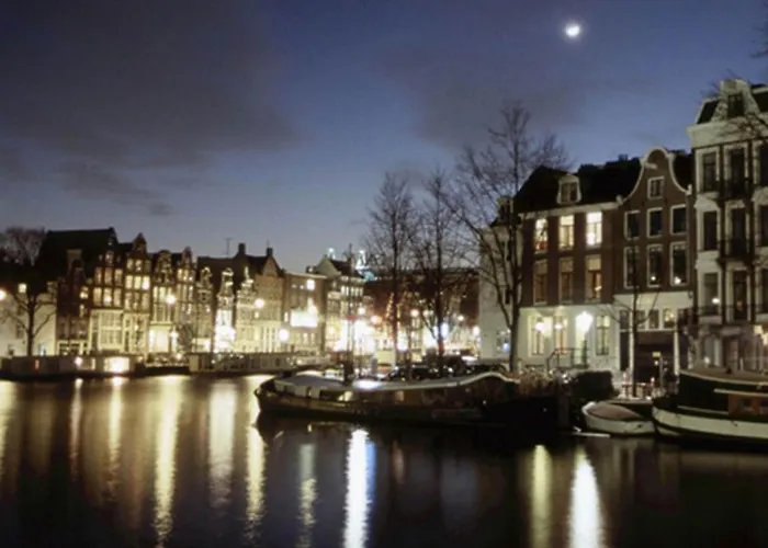 Amsterdam Canal Guest Apartment