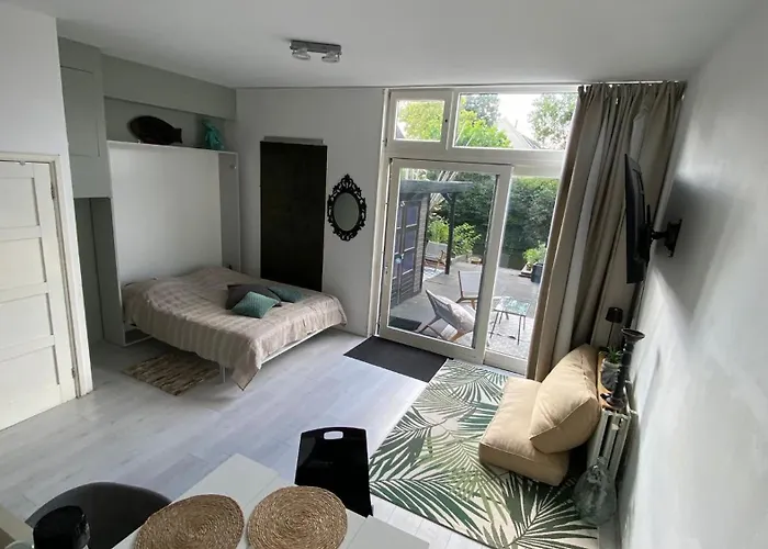 Canal Garden Apartment Staywell Amsterdam