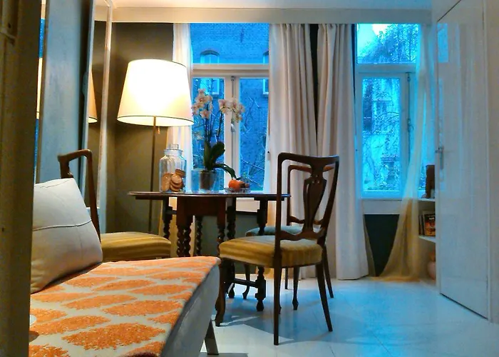 Miss Jordaan For Quiet Travellers Bed & Breakfast Amsterdam