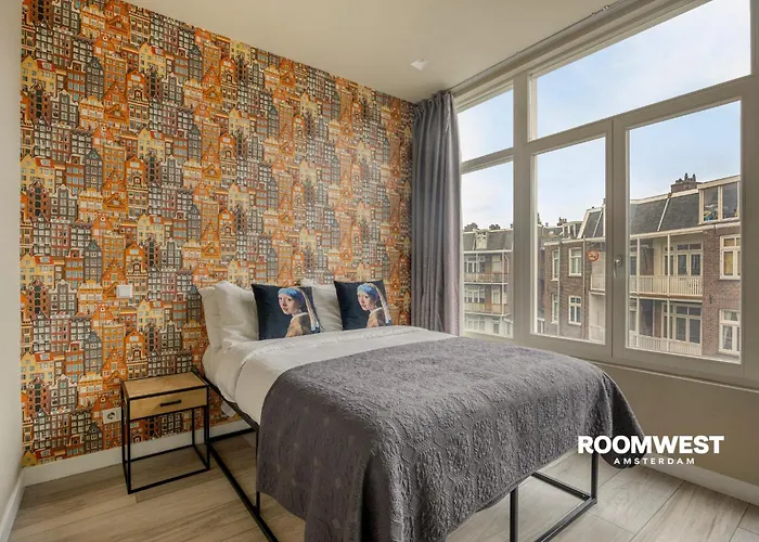 Roomwest