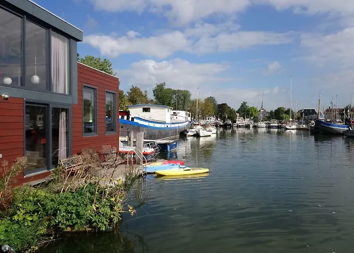 Hotel Houseboat Vliegenbos Ámsterdam